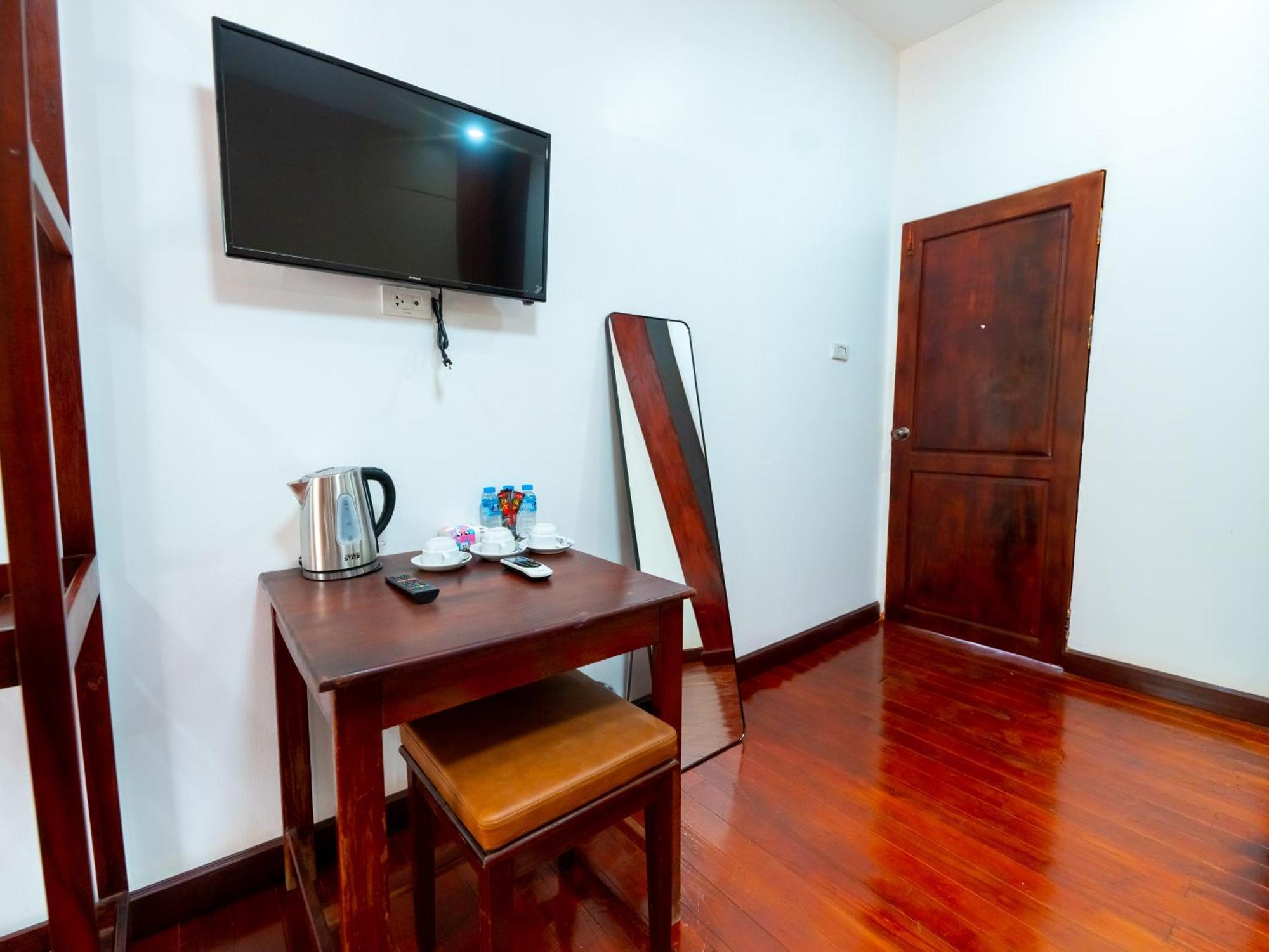 Vientiane Ruby Villa Hotel Ngoại thất bức ảnh